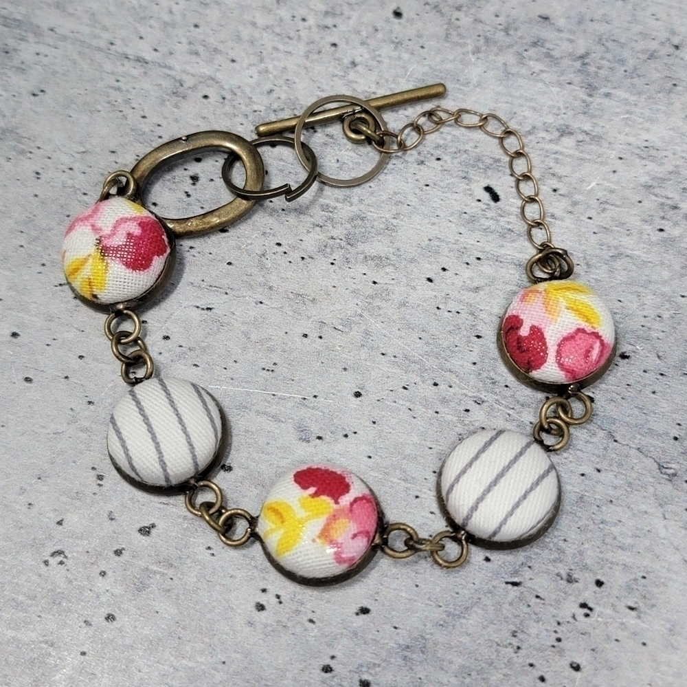 Handmade Bronze Tone Button Stud Toggle Bracelet